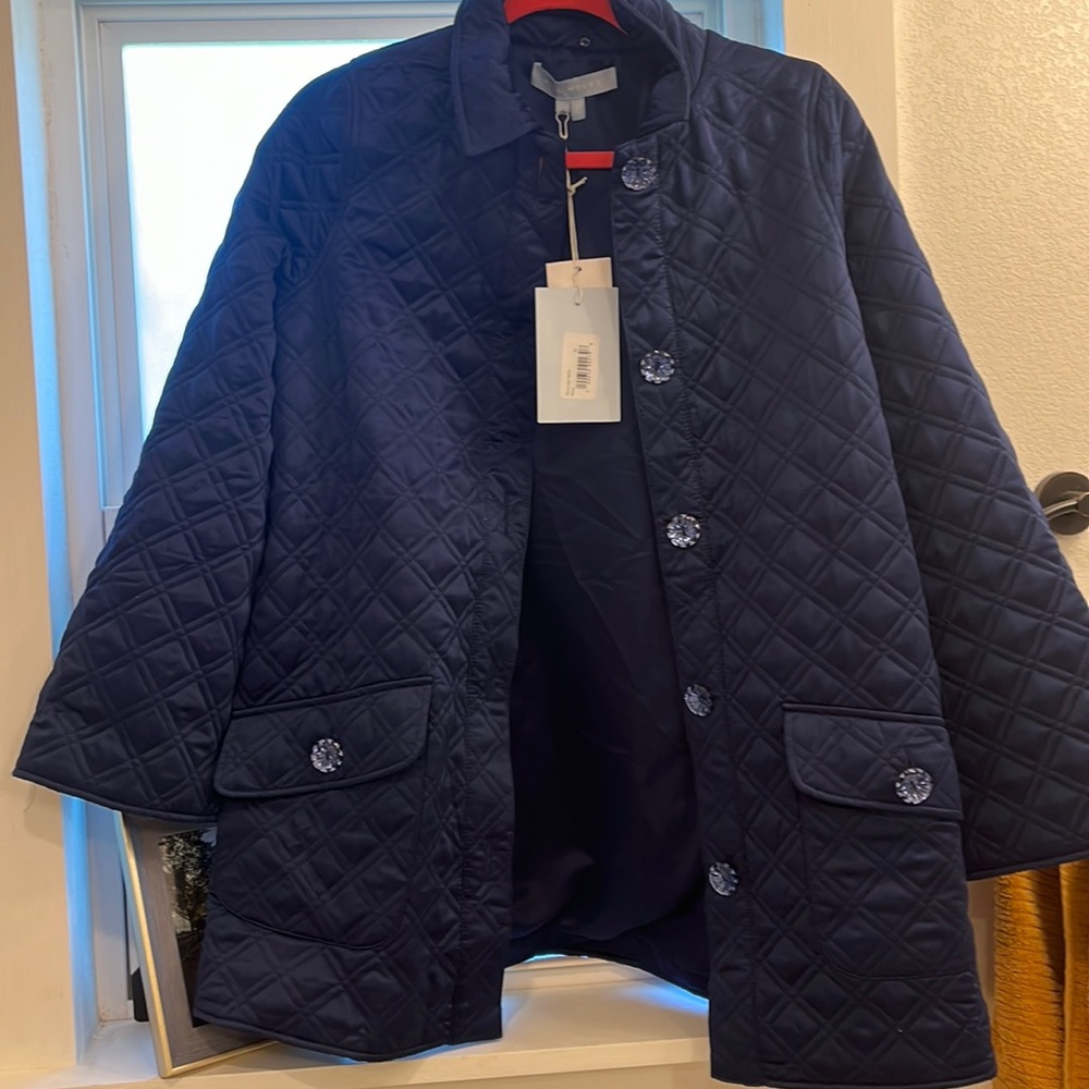 BNWT Hill House quilted car coat